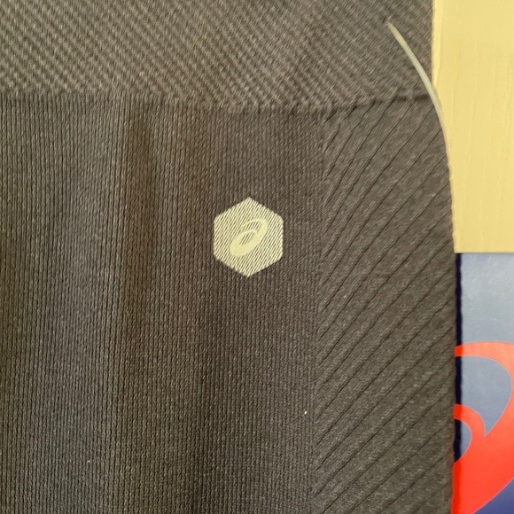 ASICS exercise leggings very comfortable Sz LG - Picture 2 of 8